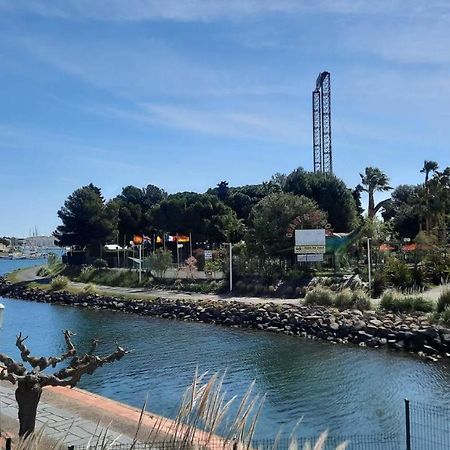 Appartement Situe Au Cap D'Agde Proche Plage Exteriör bild