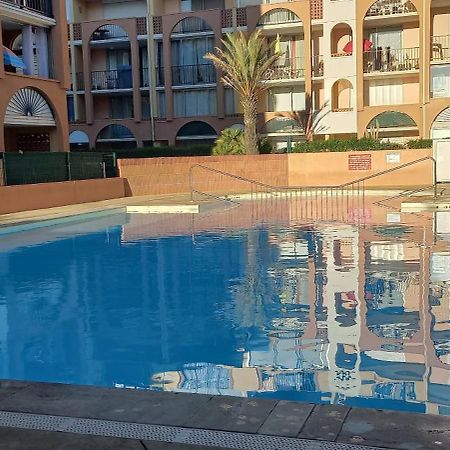 Appartement Situe Au Cap D'Agde Proche Plage Exteriör bild